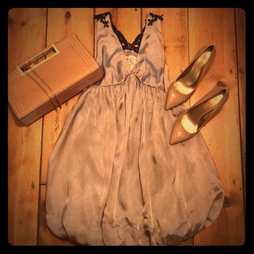 Taupe/Grey V-Neck Lace Back Dress Size Medium